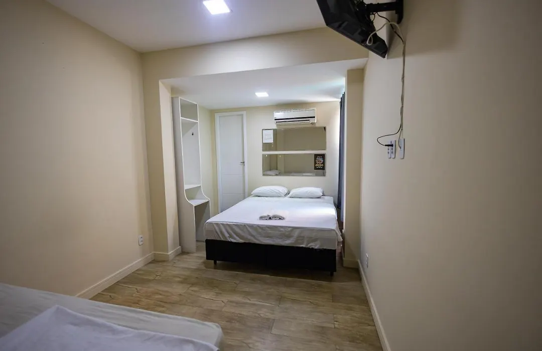Apartamento com varanda em Copacabana-1