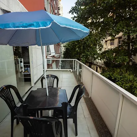 Apartamento com varanda em Copacabana-2